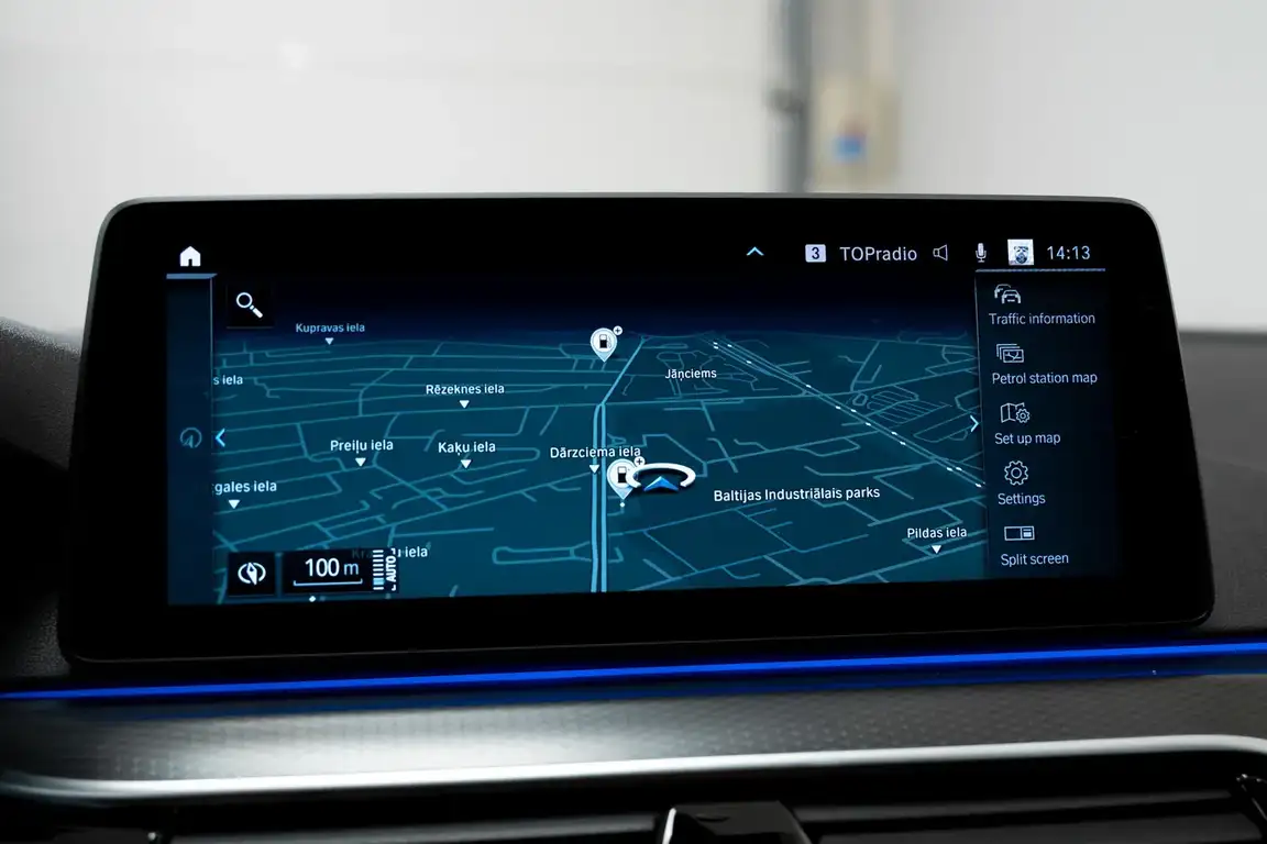 BMW 5 SERIES