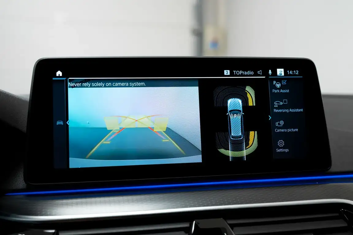 BMW 5 SERIES