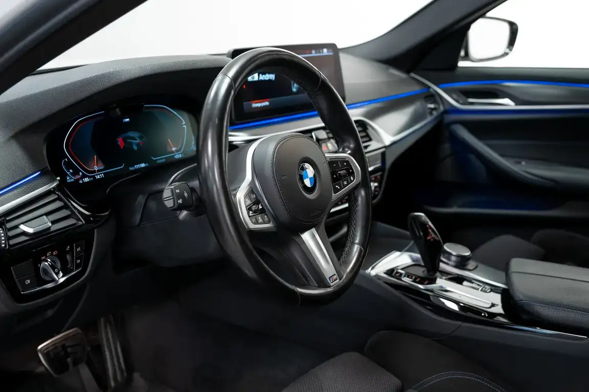BMW 5 SERIES