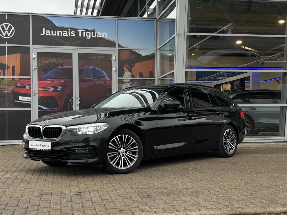 BMW 5 SERIES