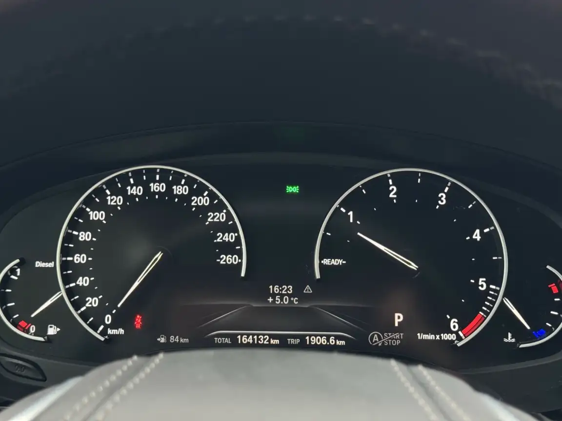BMW 5 SERIES
