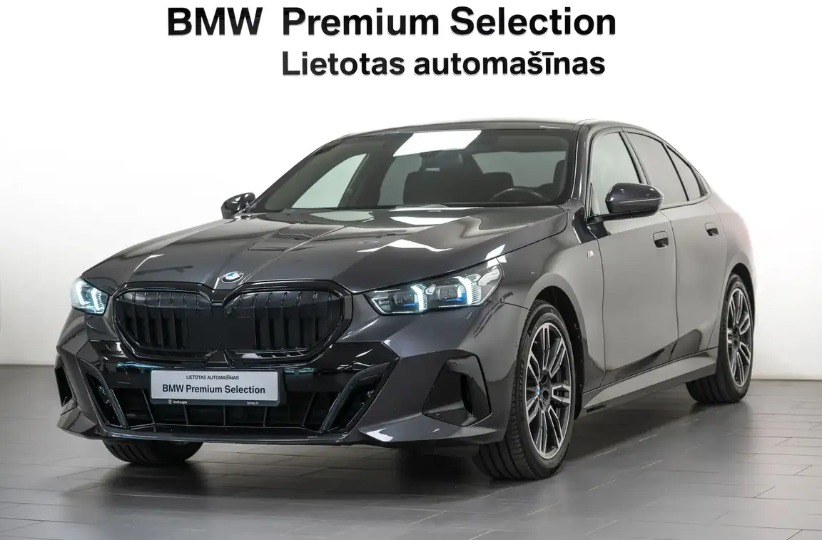 BMW 5 SERIES