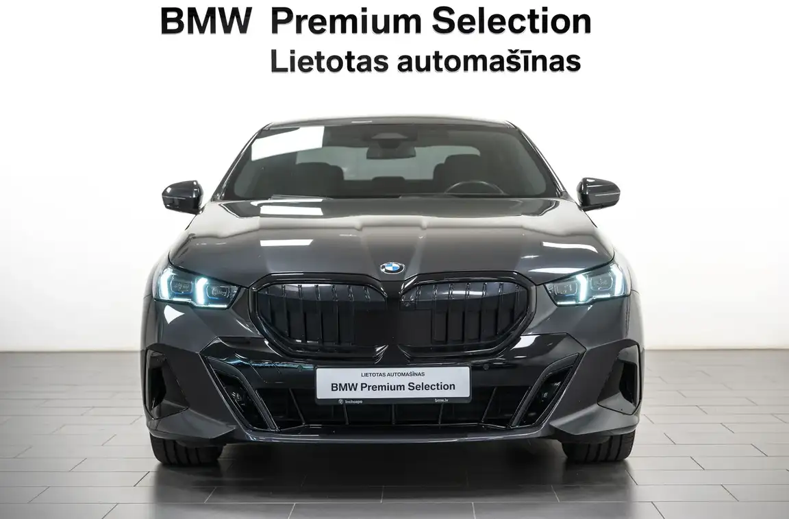 BMW 5 SERIES
