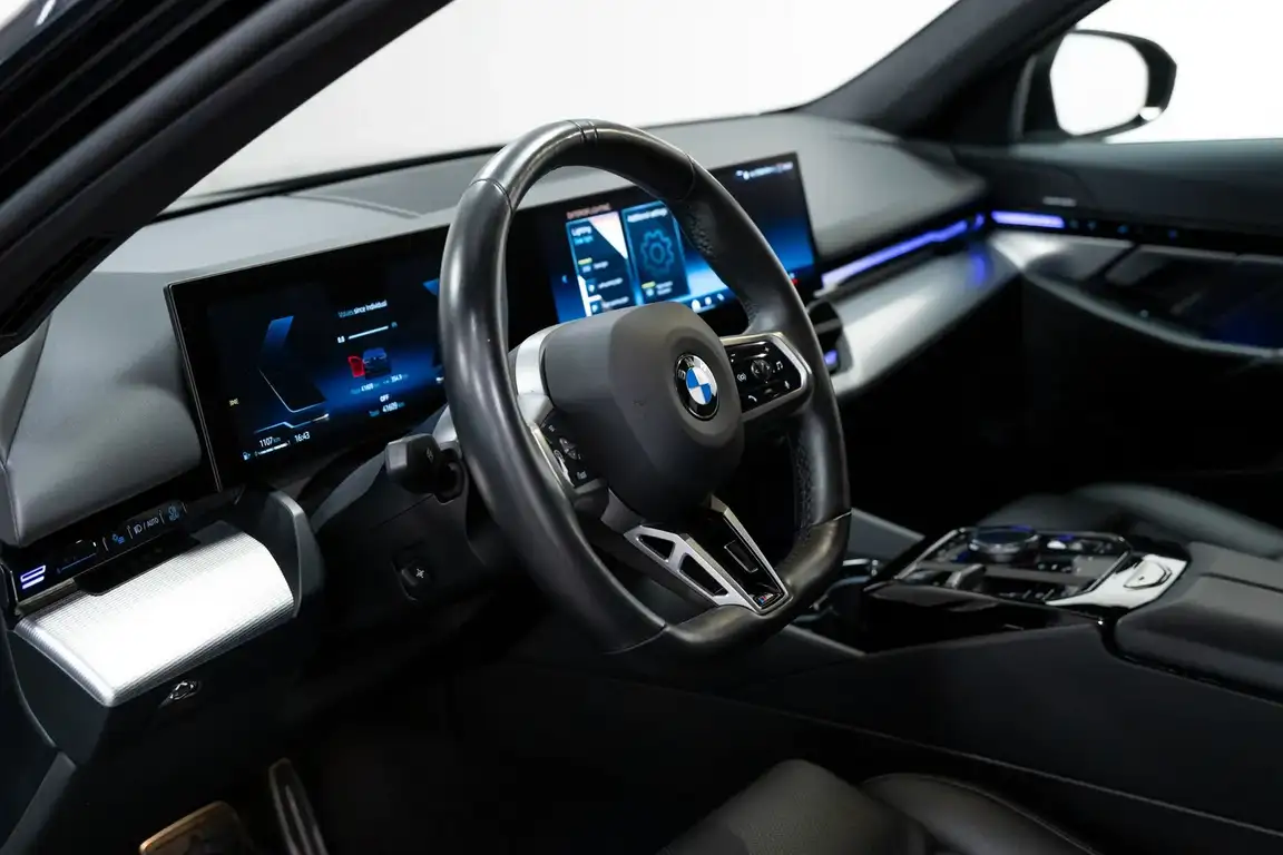 BMW 5 SERIES