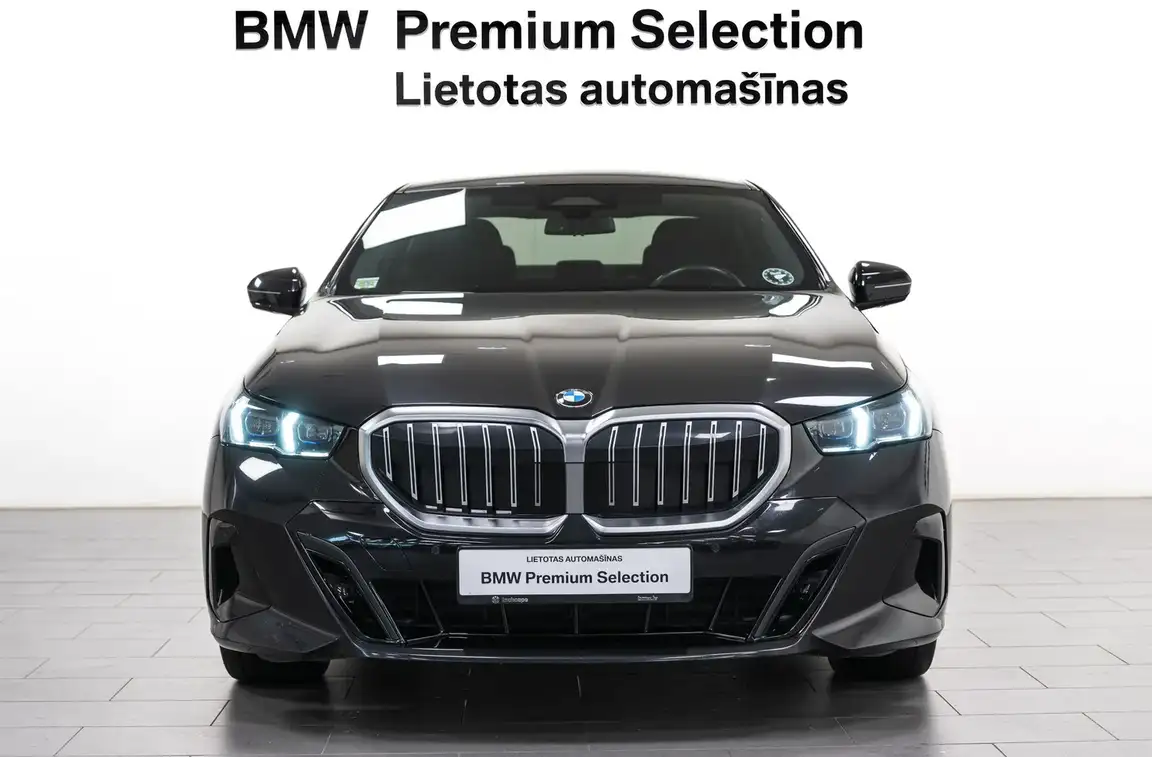 BMW 5 SERIES