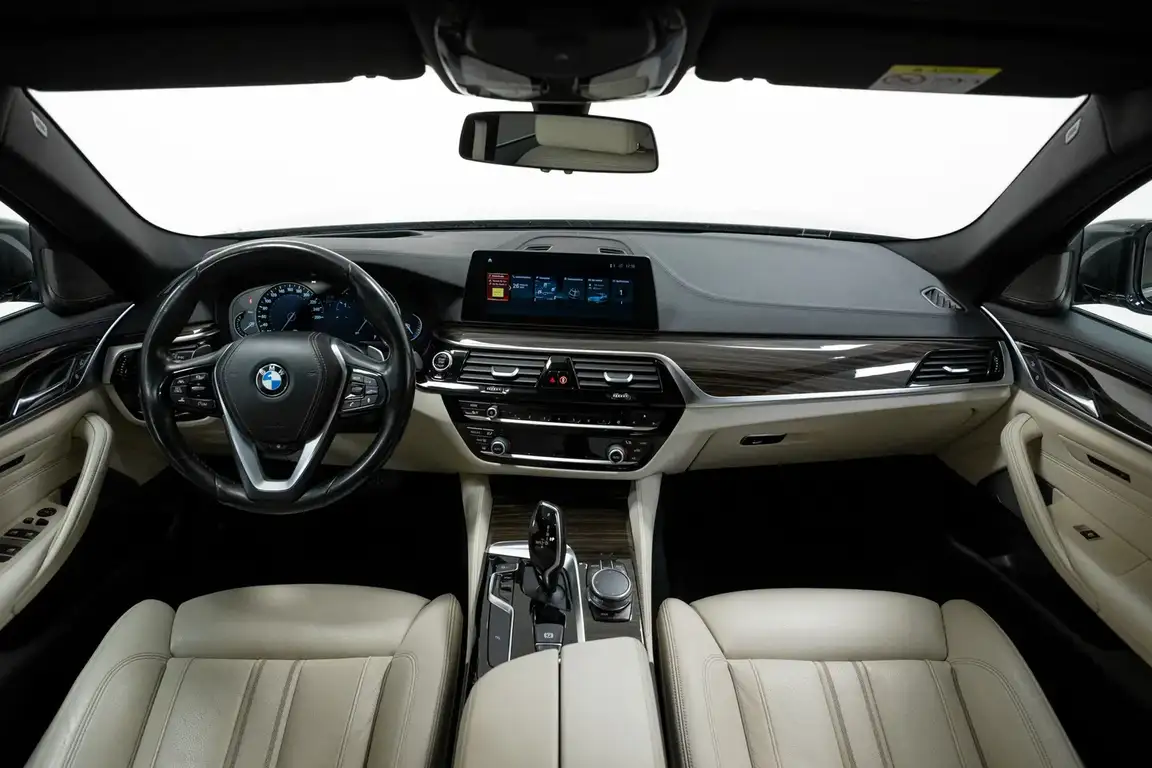 BMW 5 SERIES