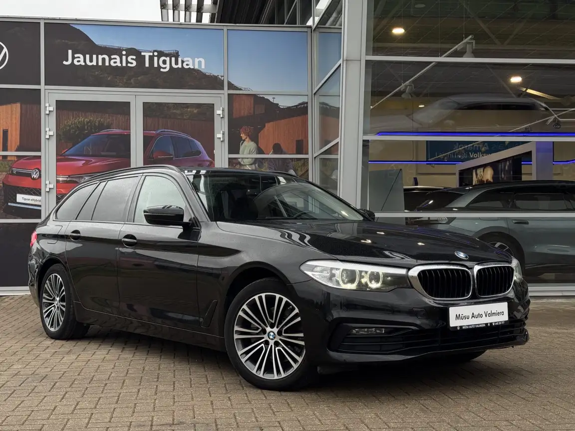 BMW 5 SERIES