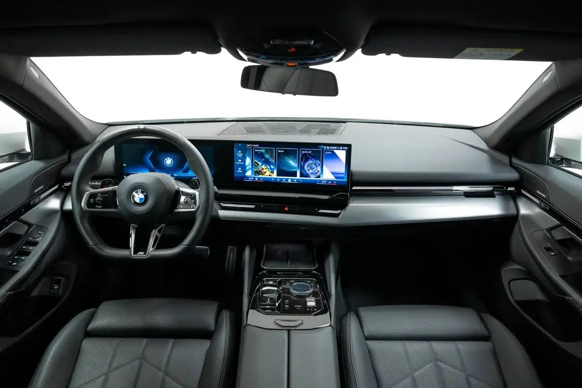 BMW 5 SERIES