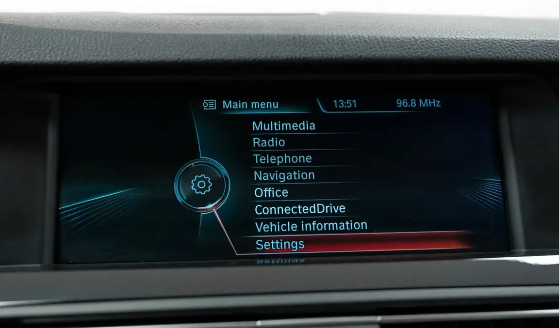 BMW 5 SERIES