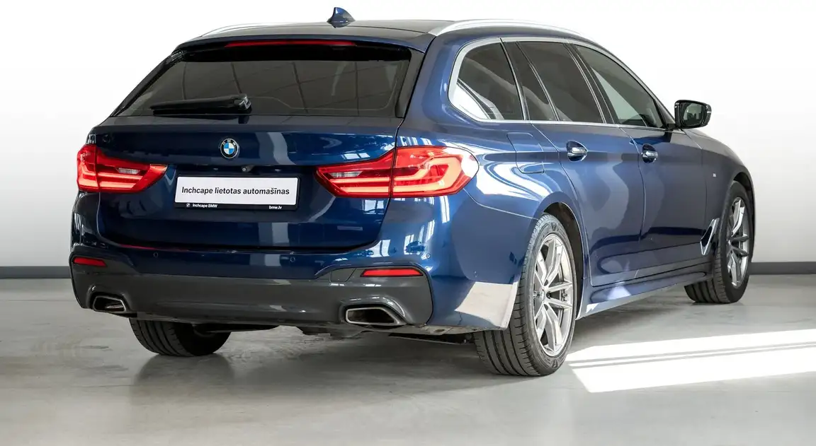 BMW 5 SERIES