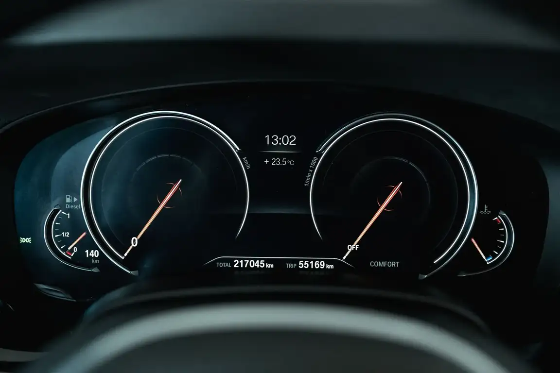 BMW 5 SERIES