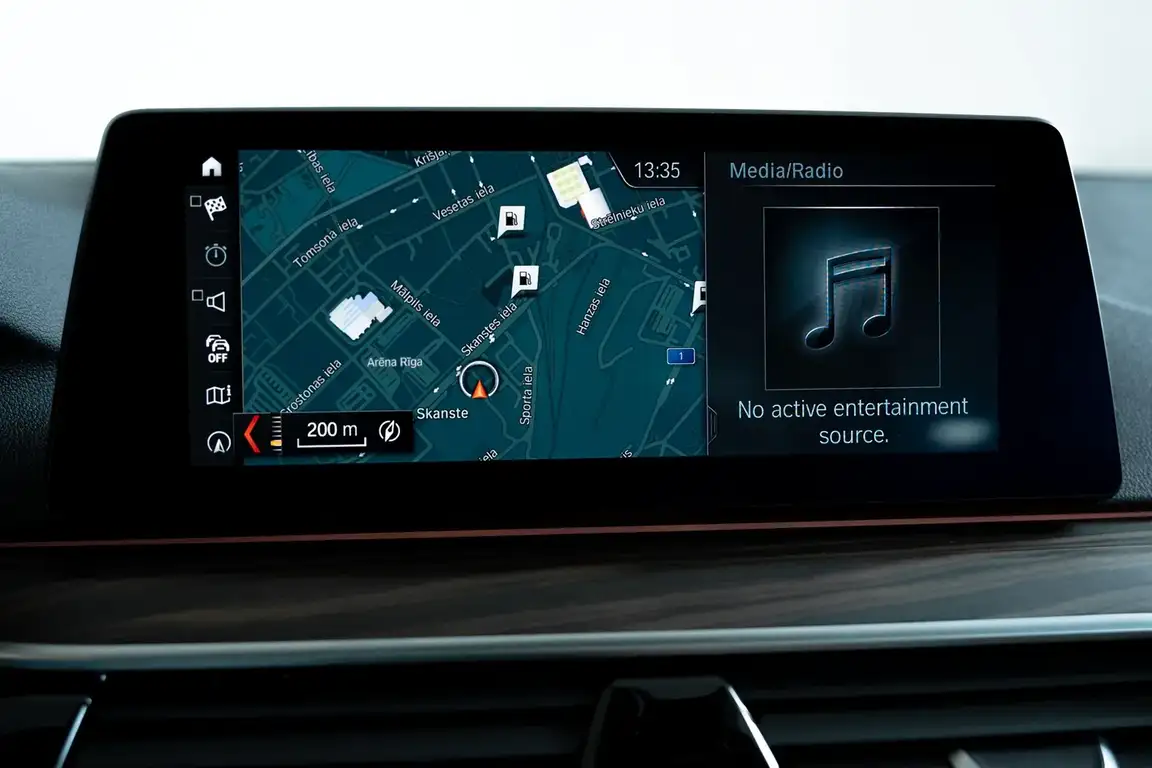 BMW 5 SERIES