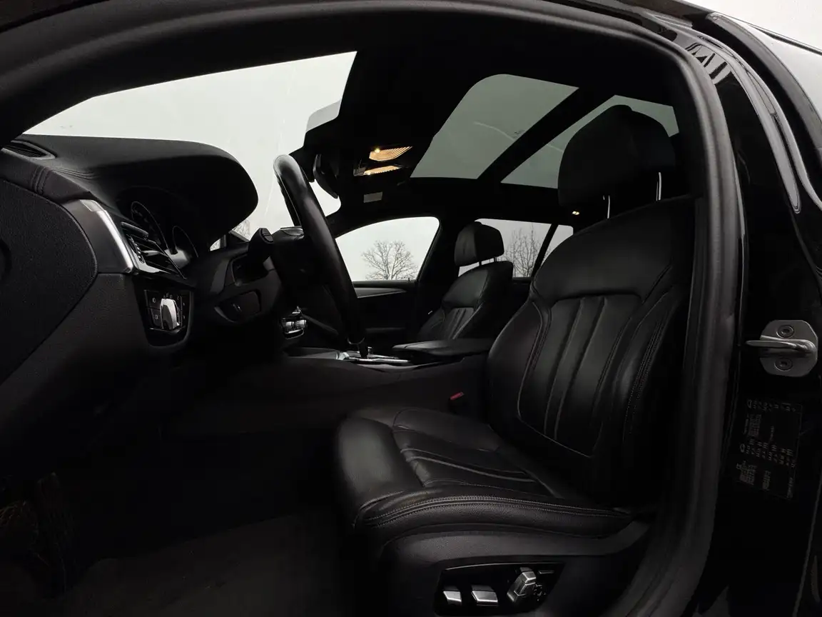 BMW 5 SERIES