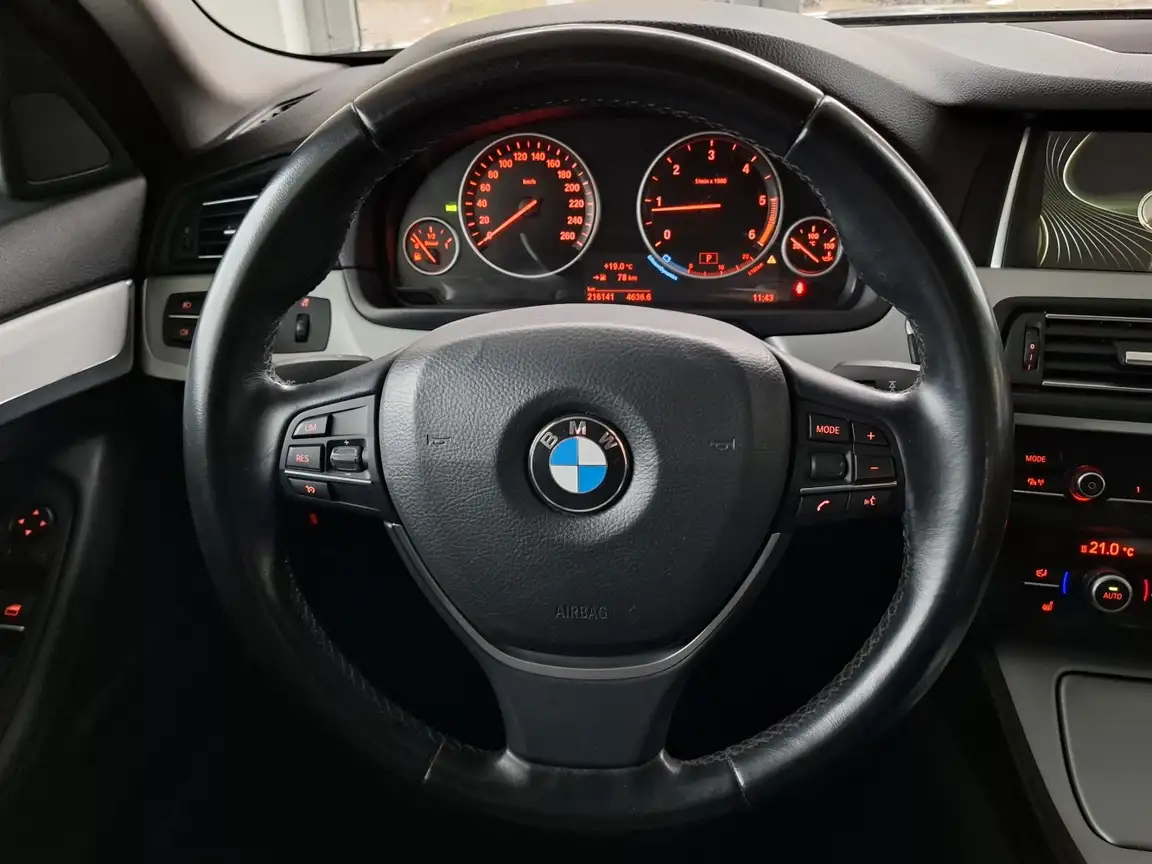 BMW 5 SERIES