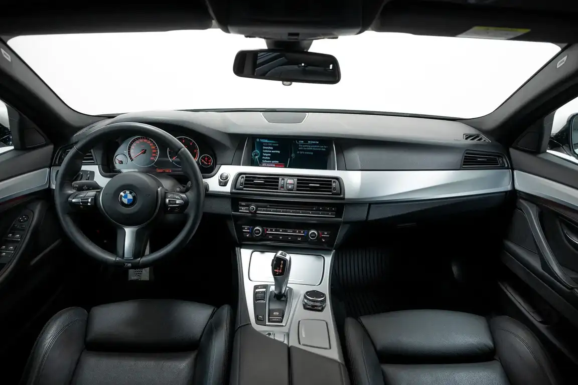 BMW 5 SERIES