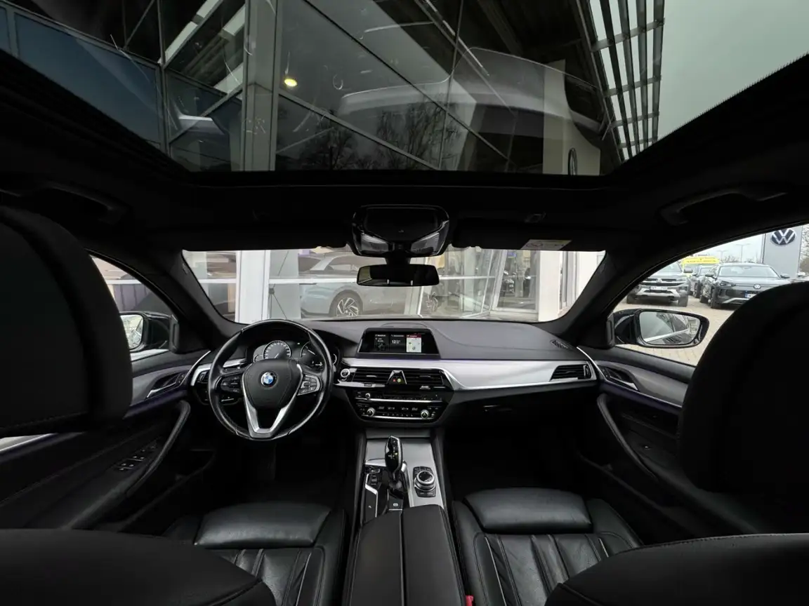 BMW 5 SERIES