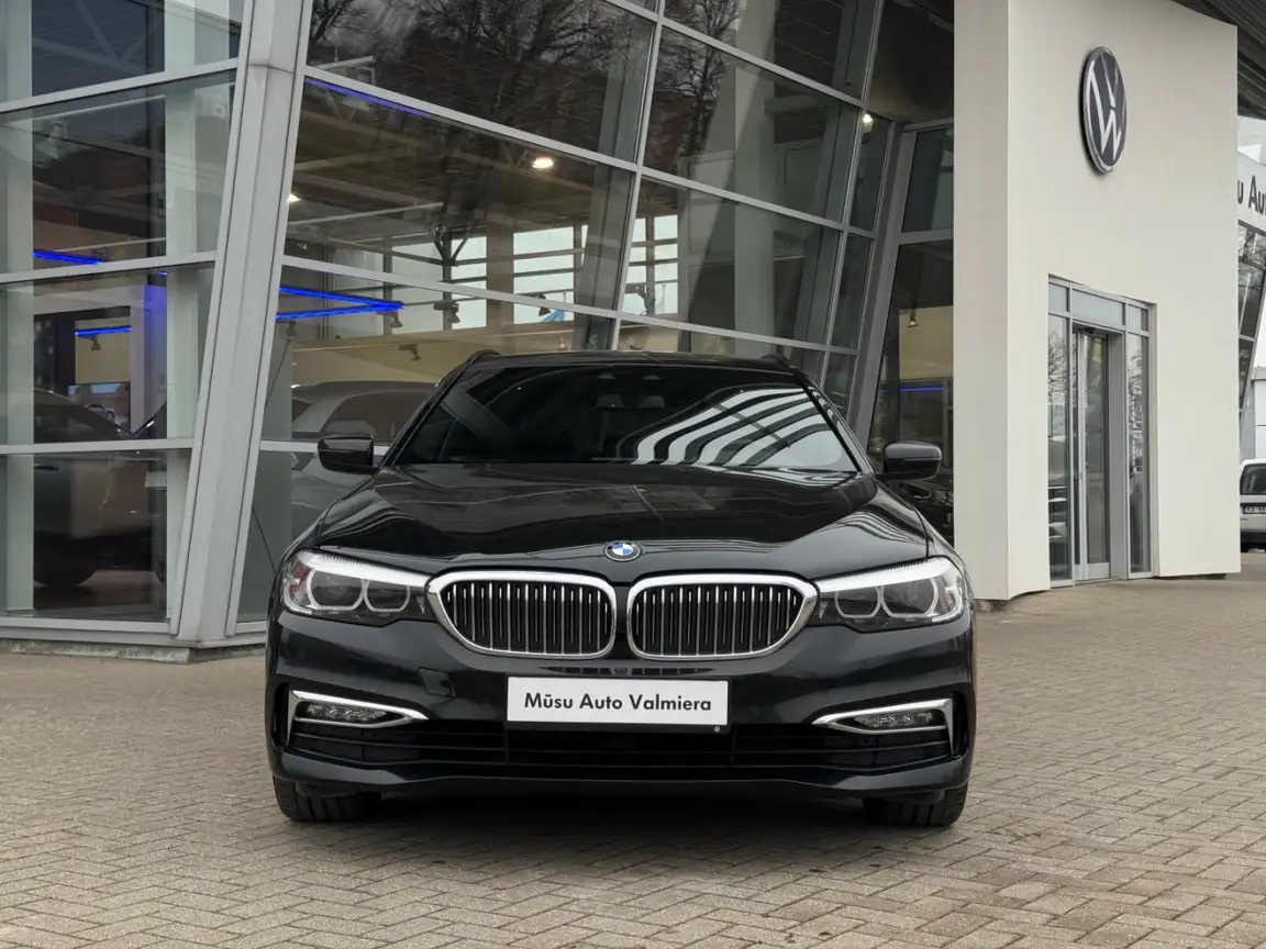 BMW 5 SERIES