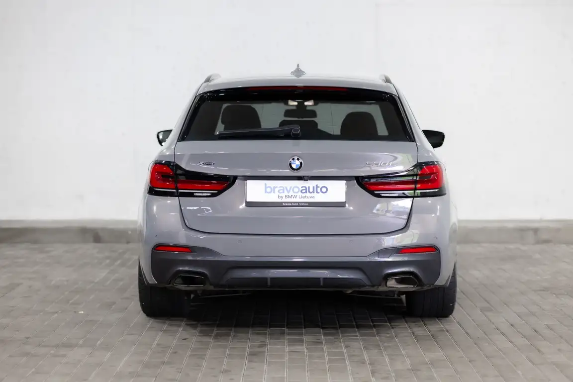 BMW 5 SERIES