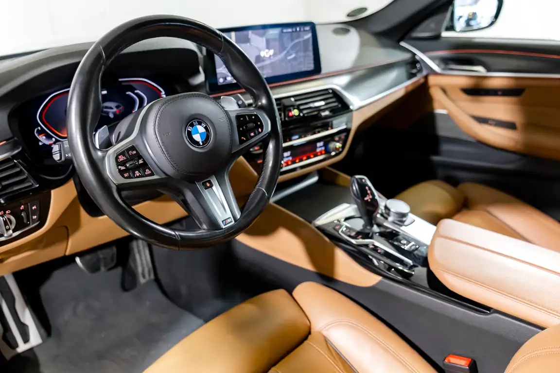 BMW 5 SERIES