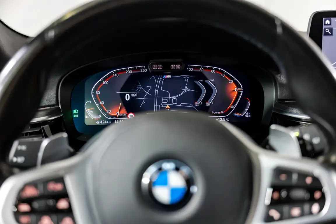 BMW 5 SERIES