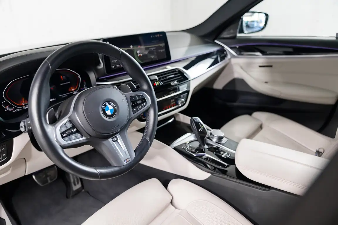 BMW 5 SERIES
