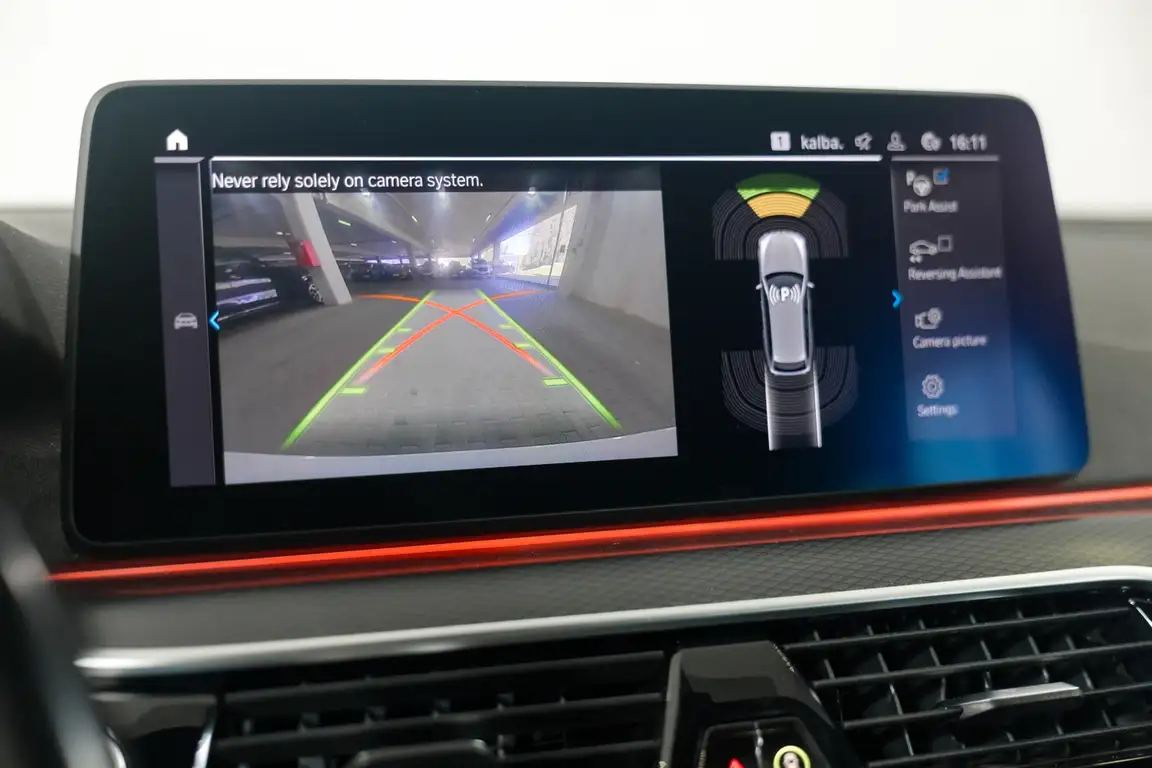 BMW 5 SERIES