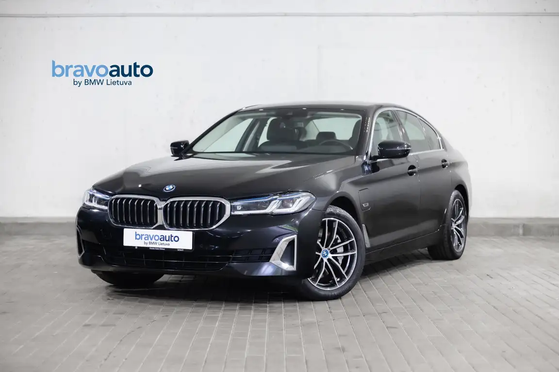 BMW 5 SERIES
