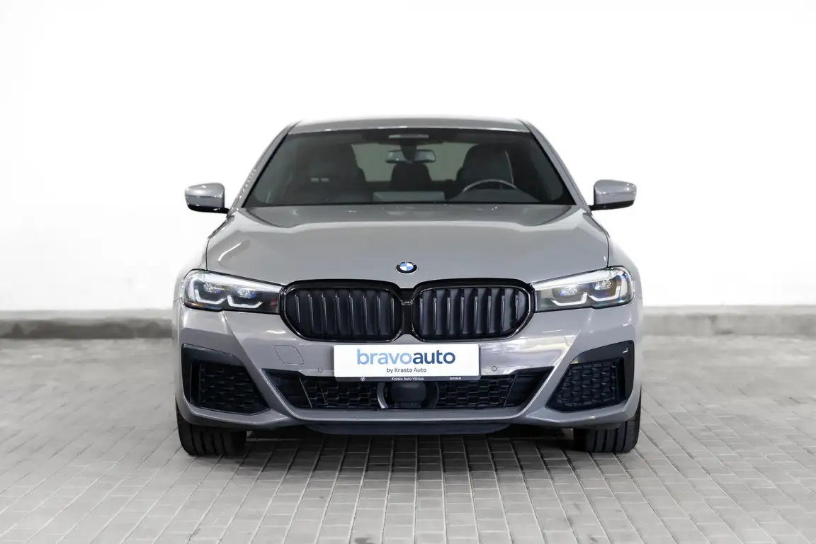 BMW 5 SERIES