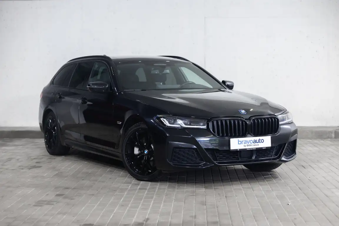 BMW 5 SERIES