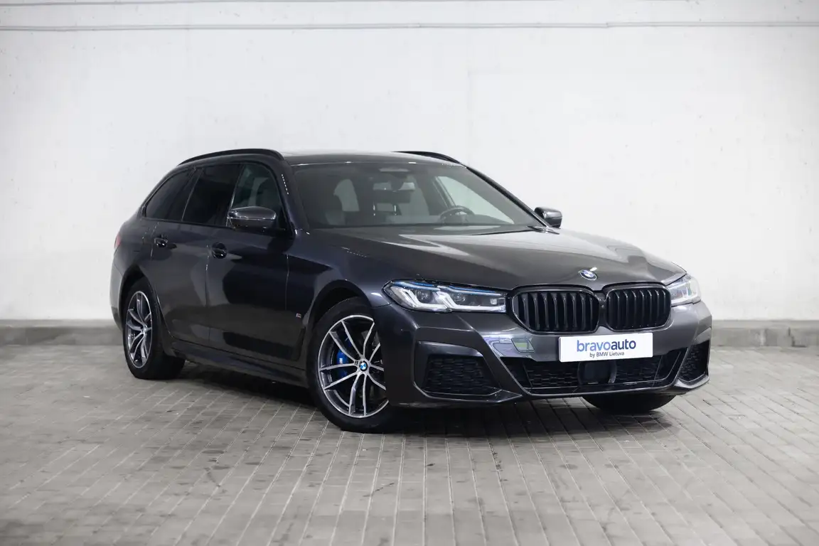 BMW 5 SERIES
