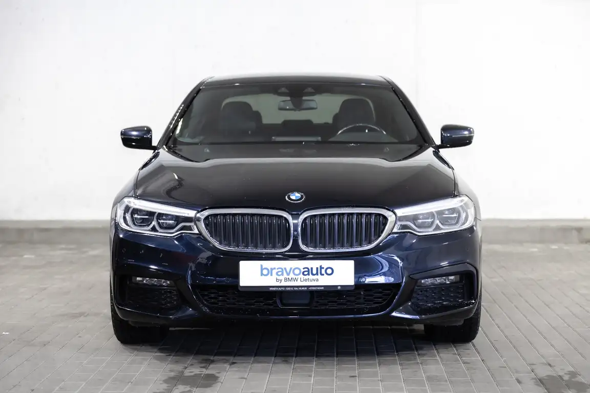 BMW 5 SERIES