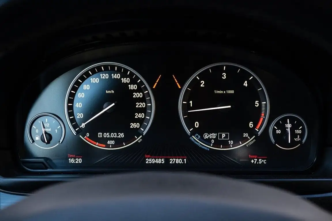 BMW 5 SERIES