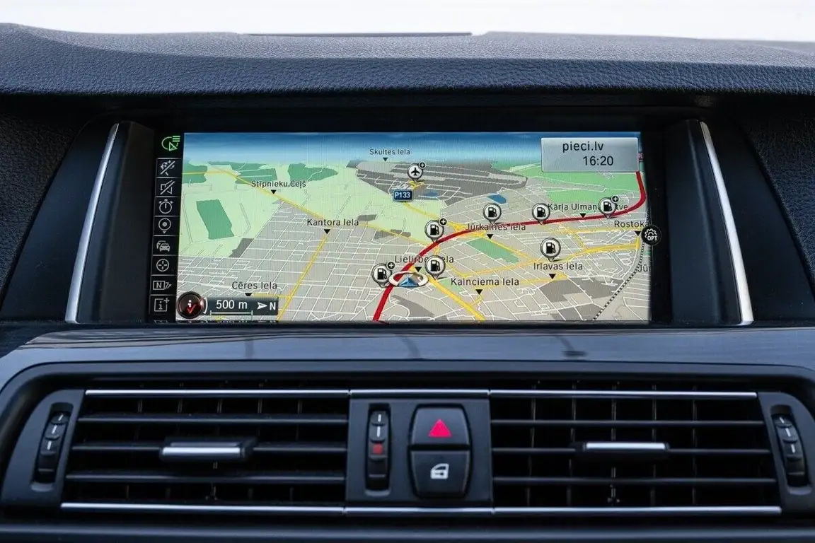 BMW 5 SERIES