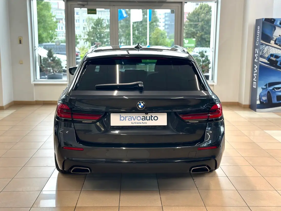 BMW 5 SERIES