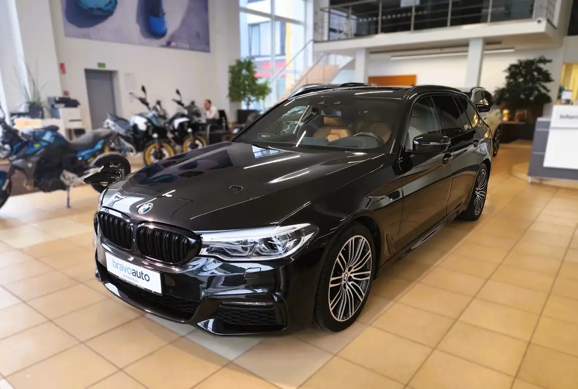 BMW 5 SERIES