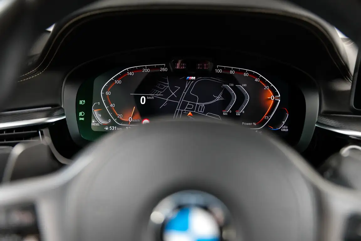 BMW 5 SERIES