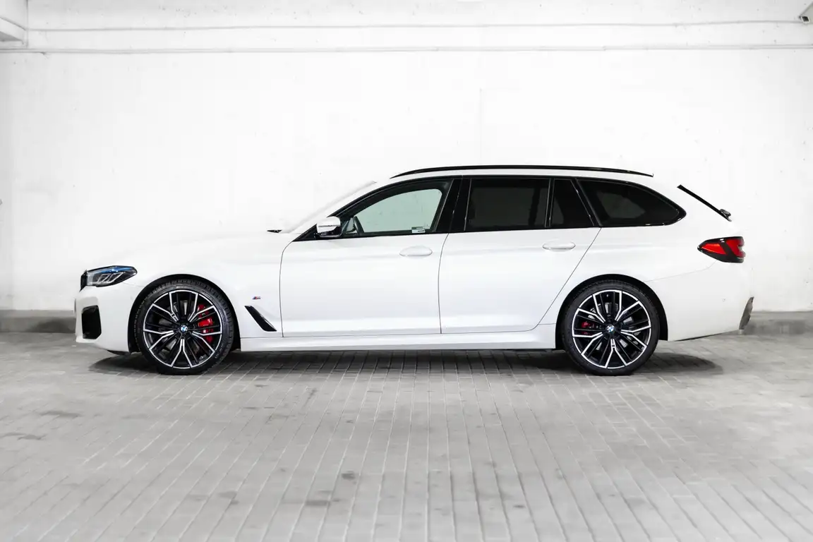 BMW 5 SERIES