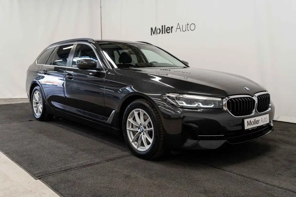 BMW 5 SERIES