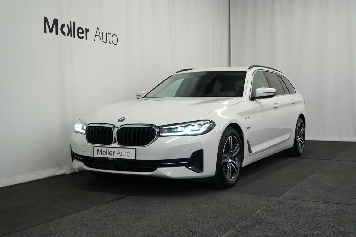 BMW 5 SERIES
