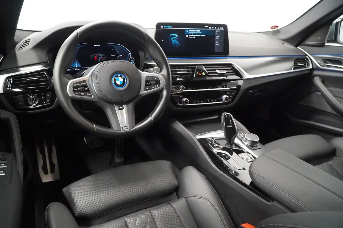 BMW 5 SERIES