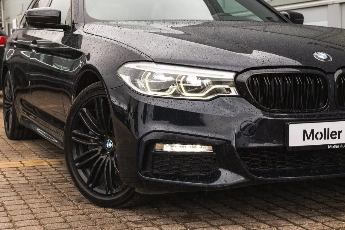 BMW 5 SERIES