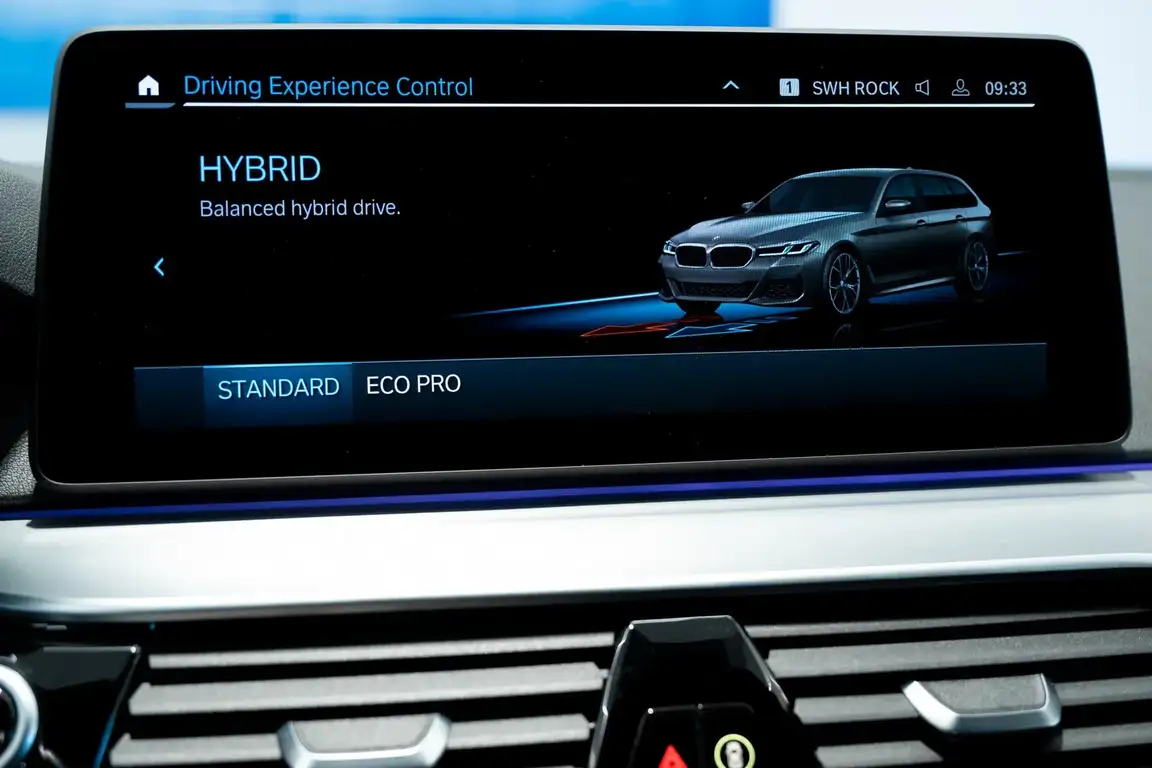BMW 5 SERIES