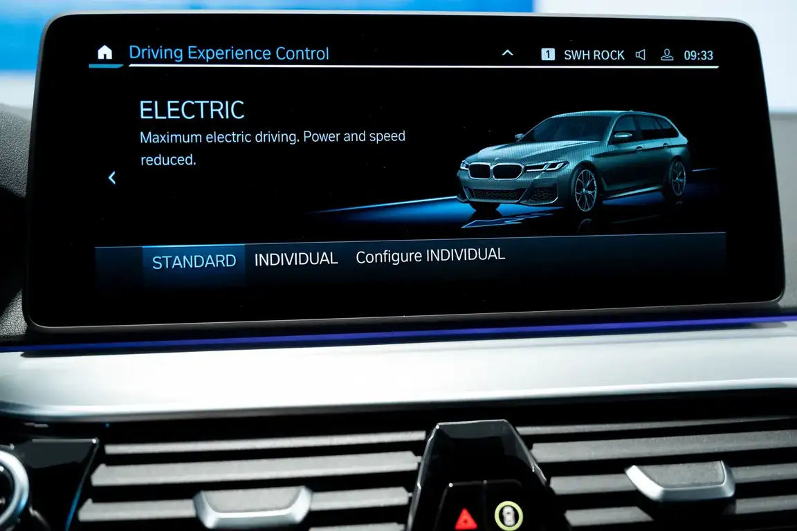 BMW 5 SERIES
