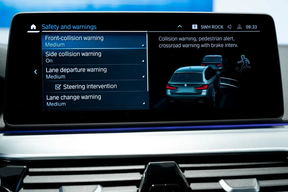 BMW 5 SERIES
