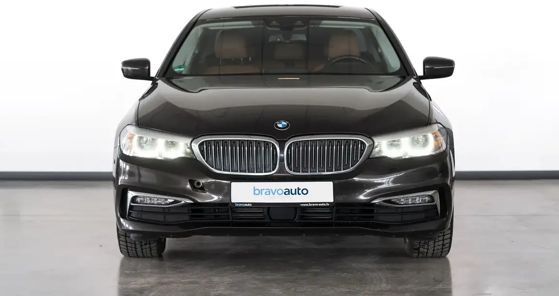 BMW 5 SERIES