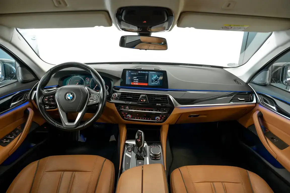 BMW 5 SERIES