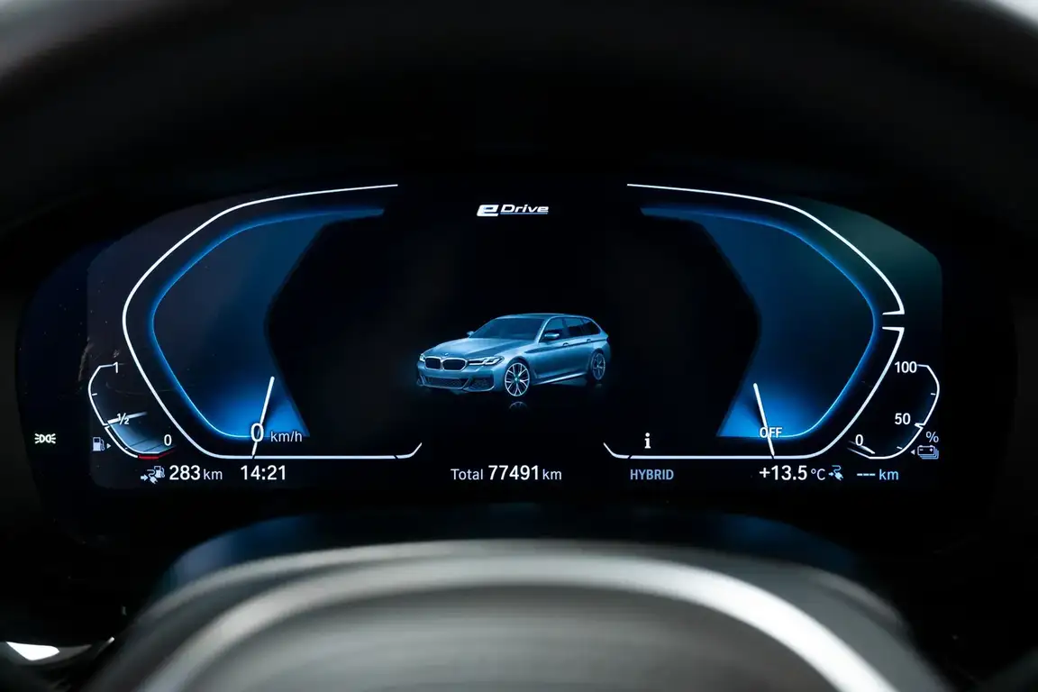 BMW 5 SERIES