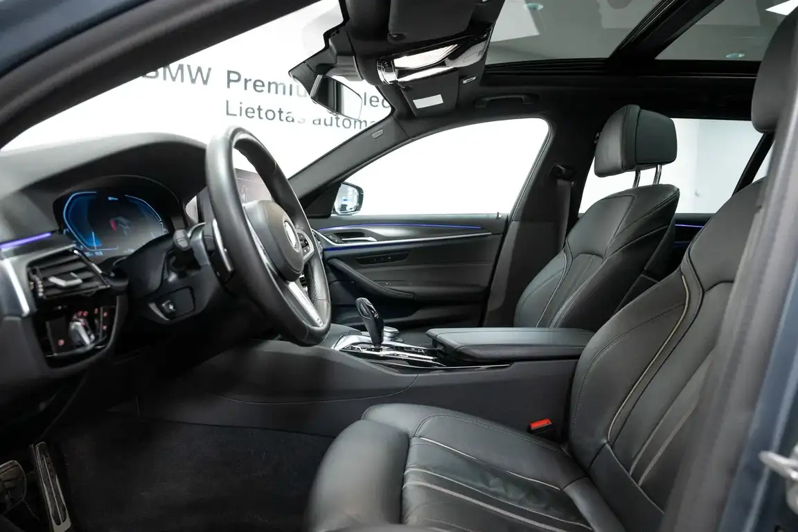 BMW 5 SERIES