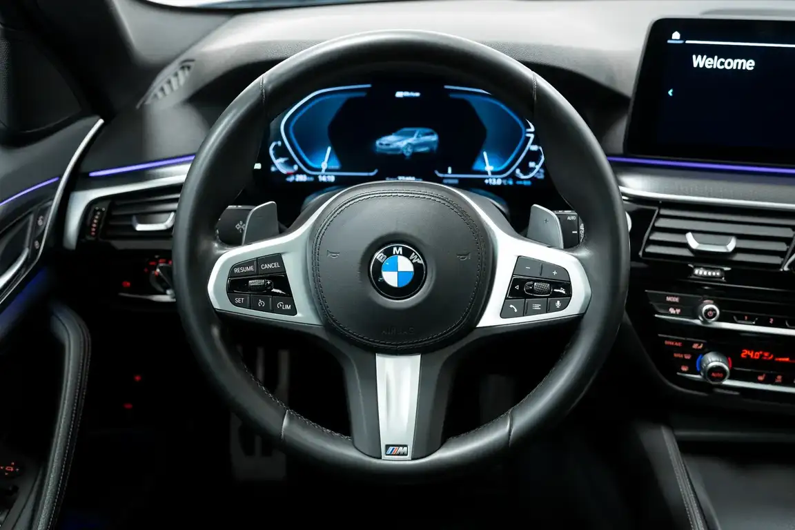 BMW 5 SERIES