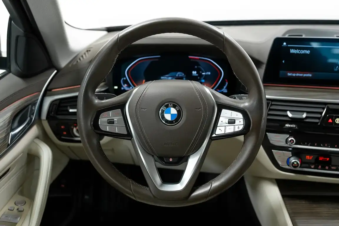 BMW 5 SERIES